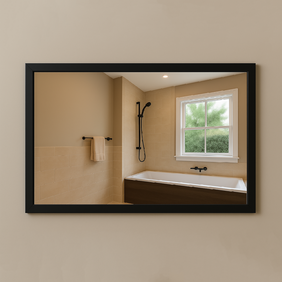 Огледало с черна PVC рамка 